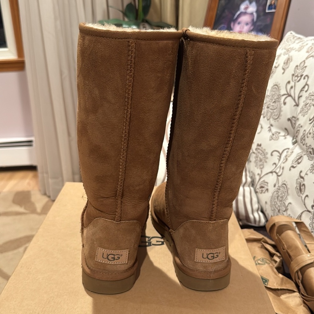 UGG Classic Brown Winter Boots - Picture 2 of 10